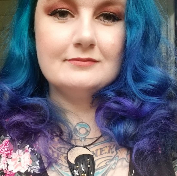 Meet your Posher, Shellien - Picture 2 of 9